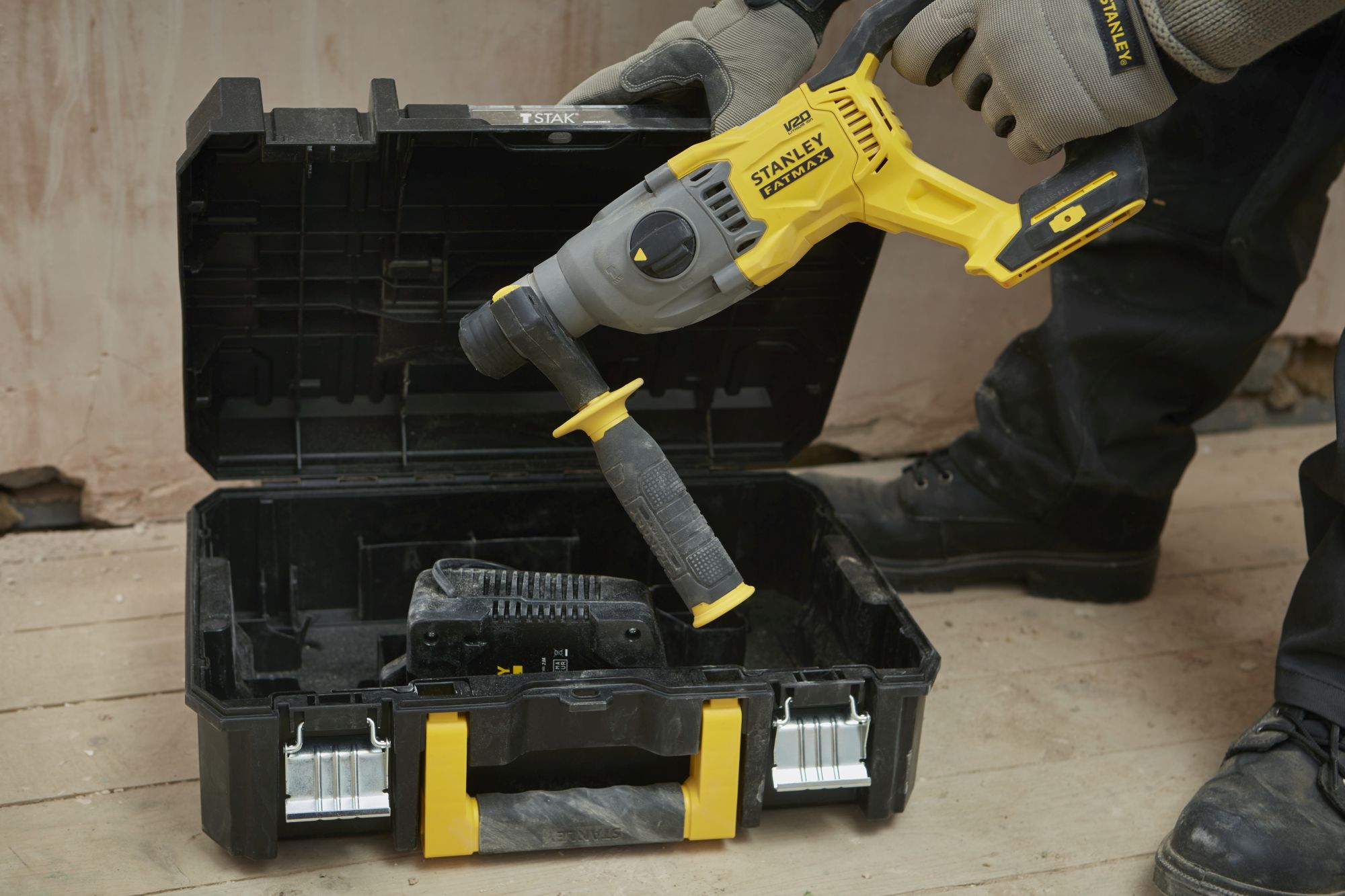 Martillo SDS-PLUS BRUSHLESS V20 Li-Ion 18V con 2 baterías Li-Ion 4Ah