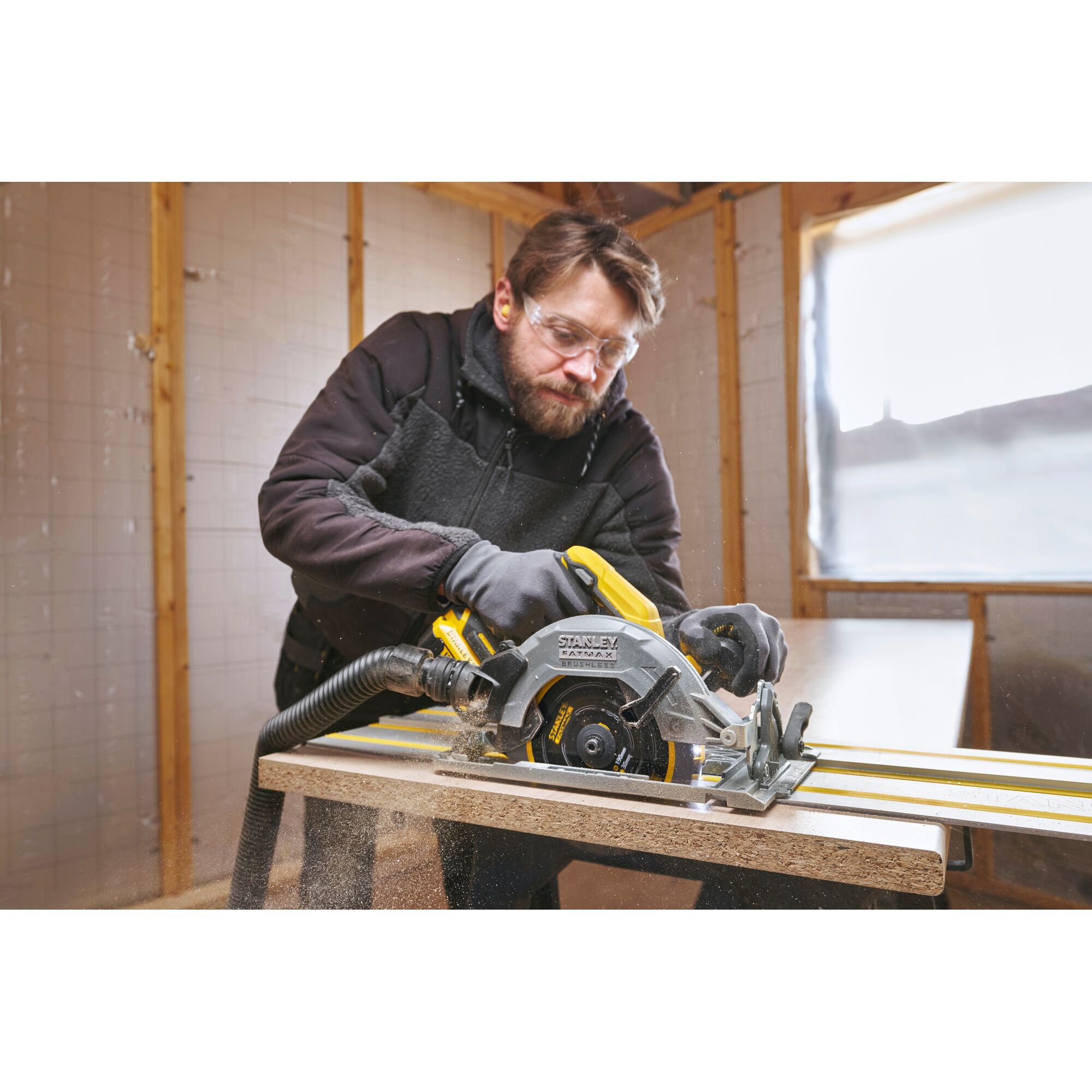 Sierra Circular BRUSHLESS V20 Li-Ion 18V sin cargador/batería