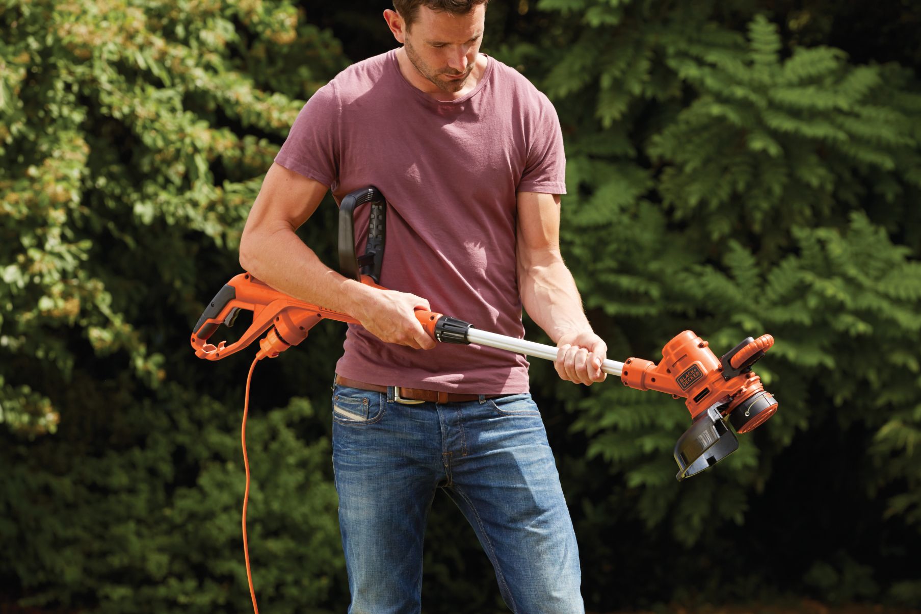 ST5530-QS - Cortabordes 550W 30cm