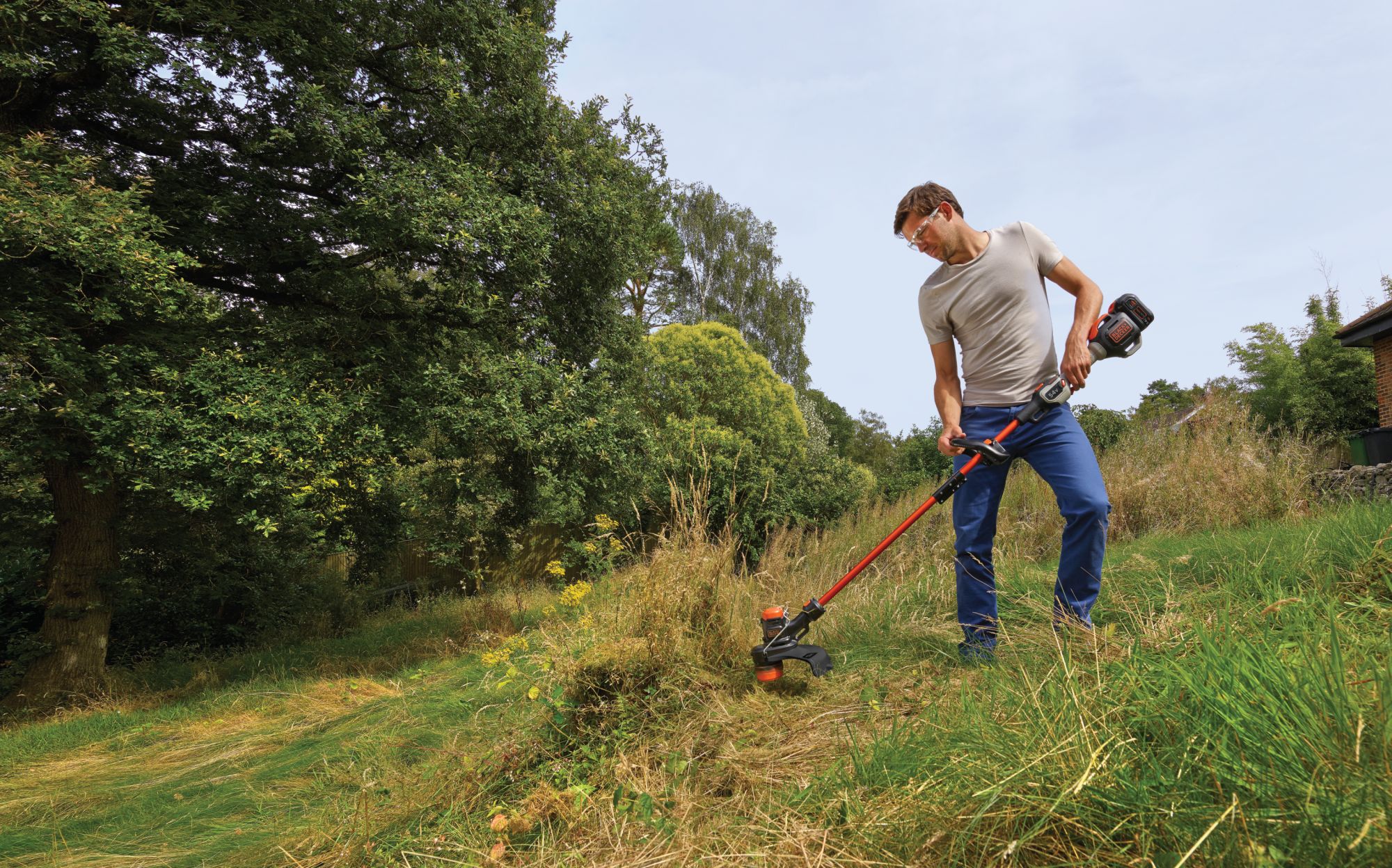 STC5433PC-QW - Cortabordes 33cm, Dualvolt 54V