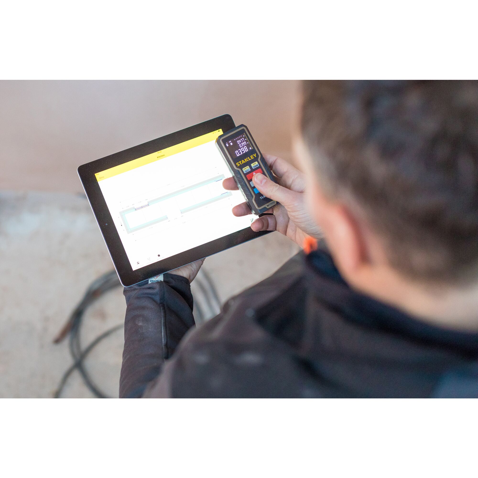 TLM99SI.  Medidor láser con Bluetooth 35m