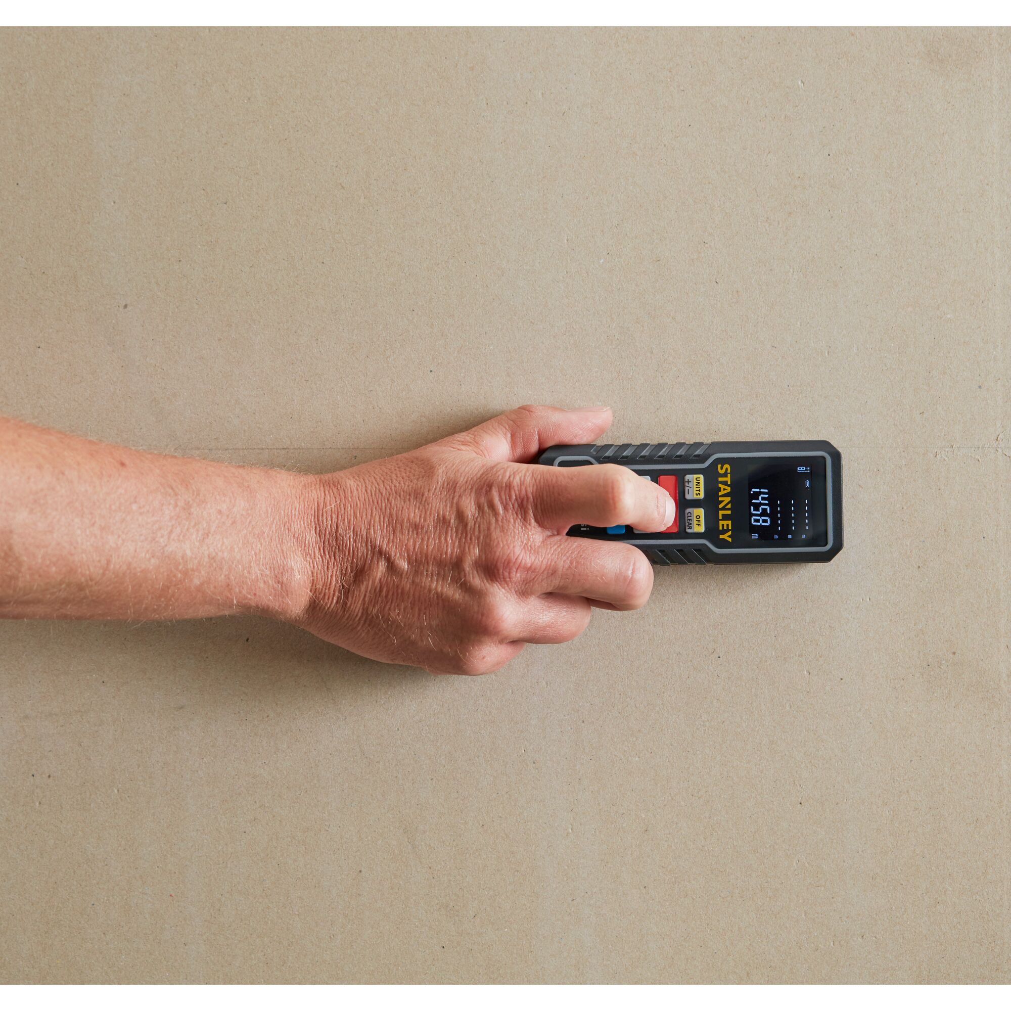 TLM99SI.  Medidor láser con Bluetooth 35m