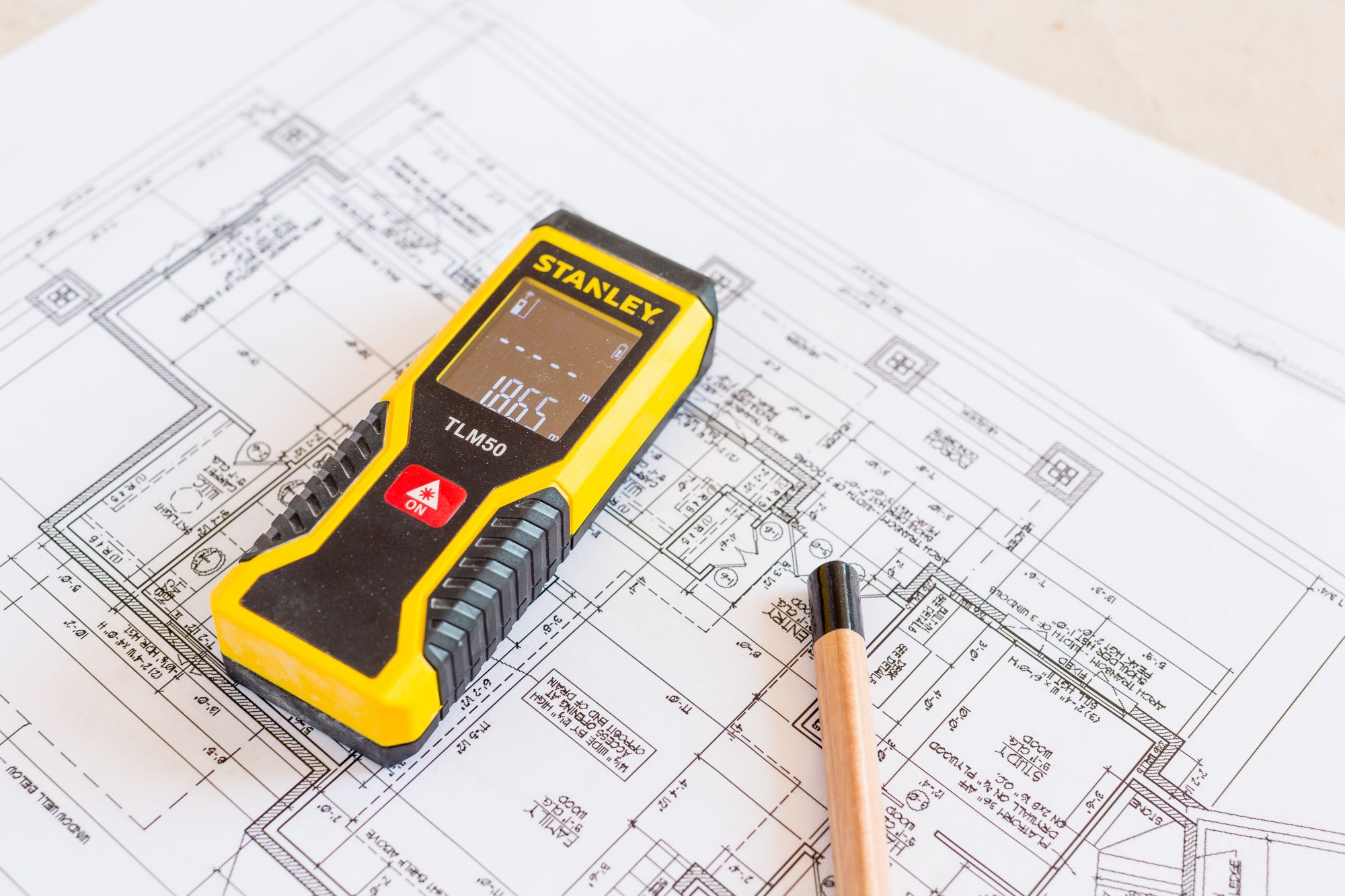 Medidor láser 15m - TLM50. Solo distancias