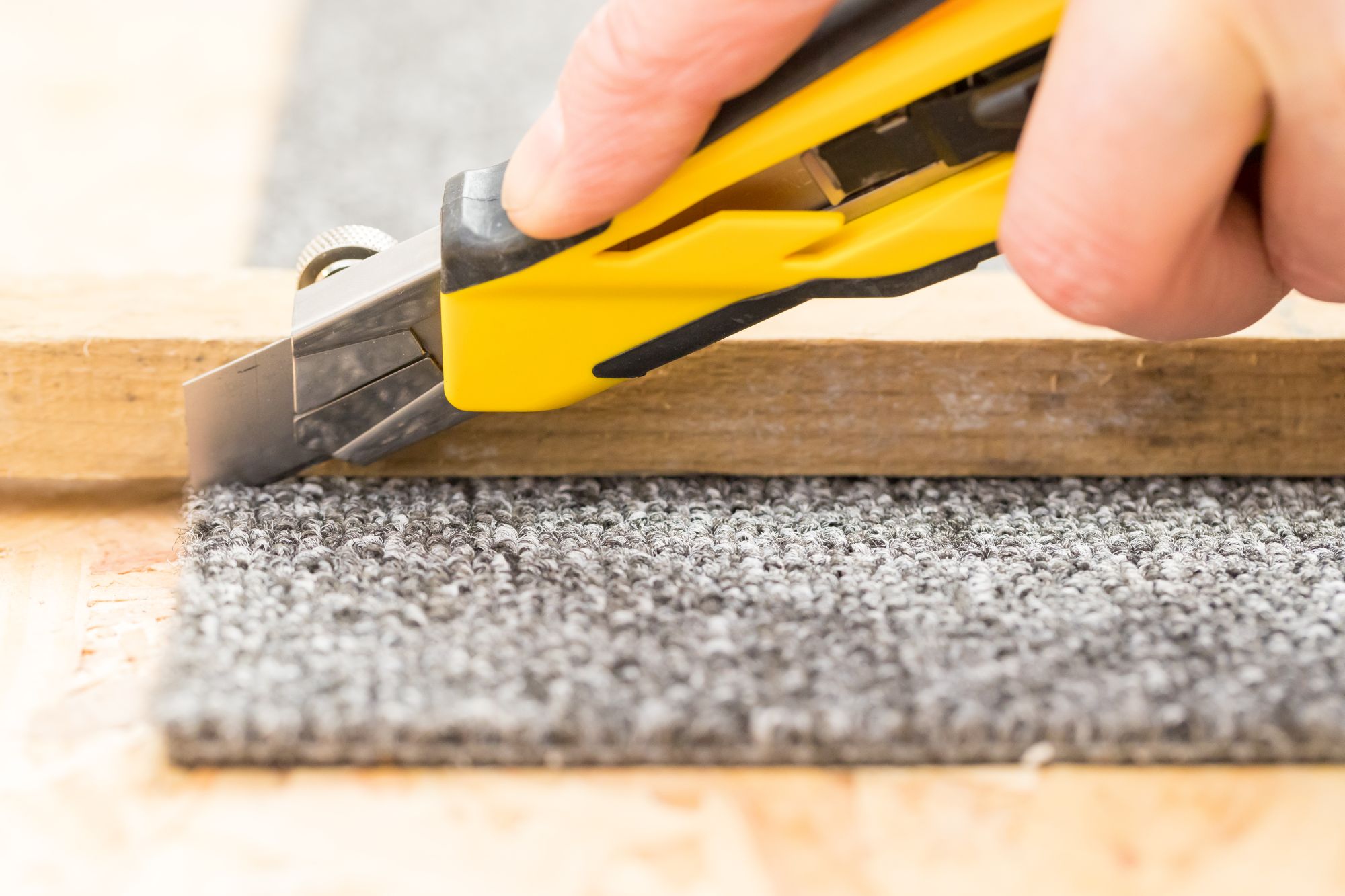 Cúter “Air” MPP 18mm – deslizador Auto-Lock