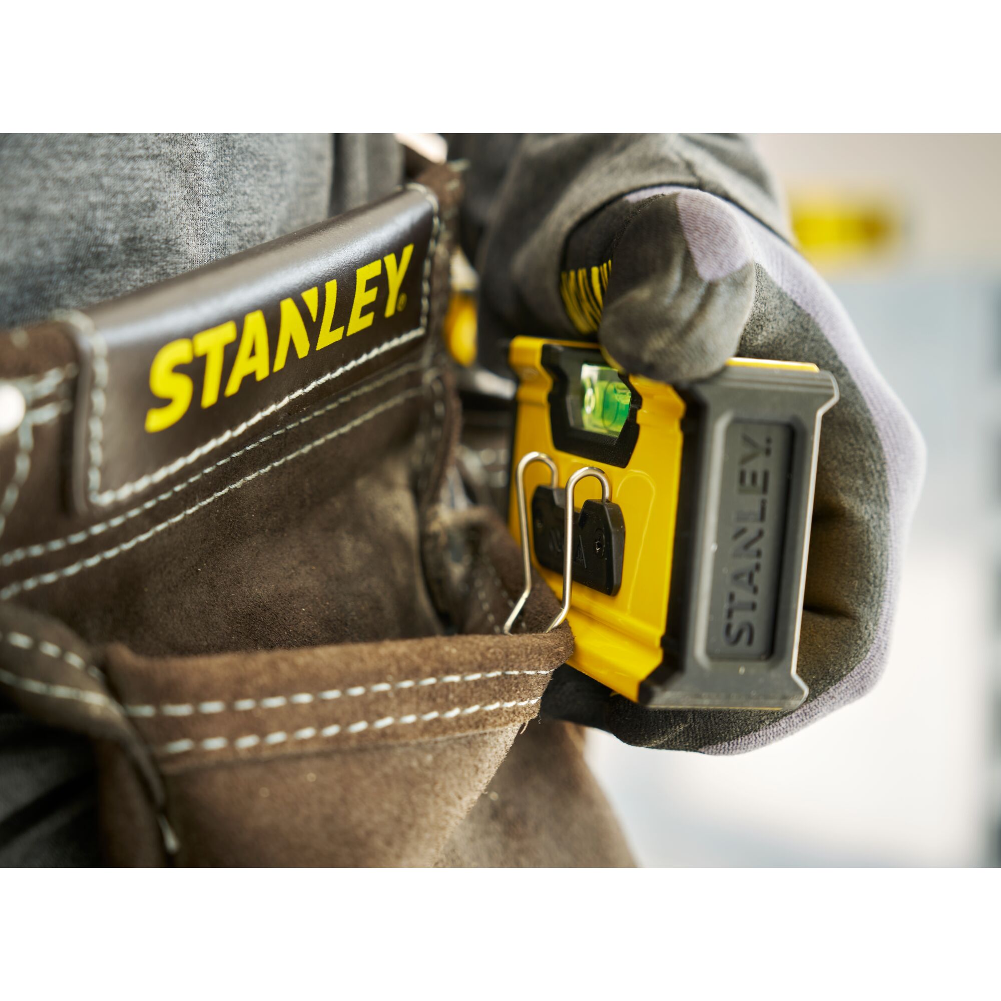 Nivel de Bolsillo STANLEY® 10cm
