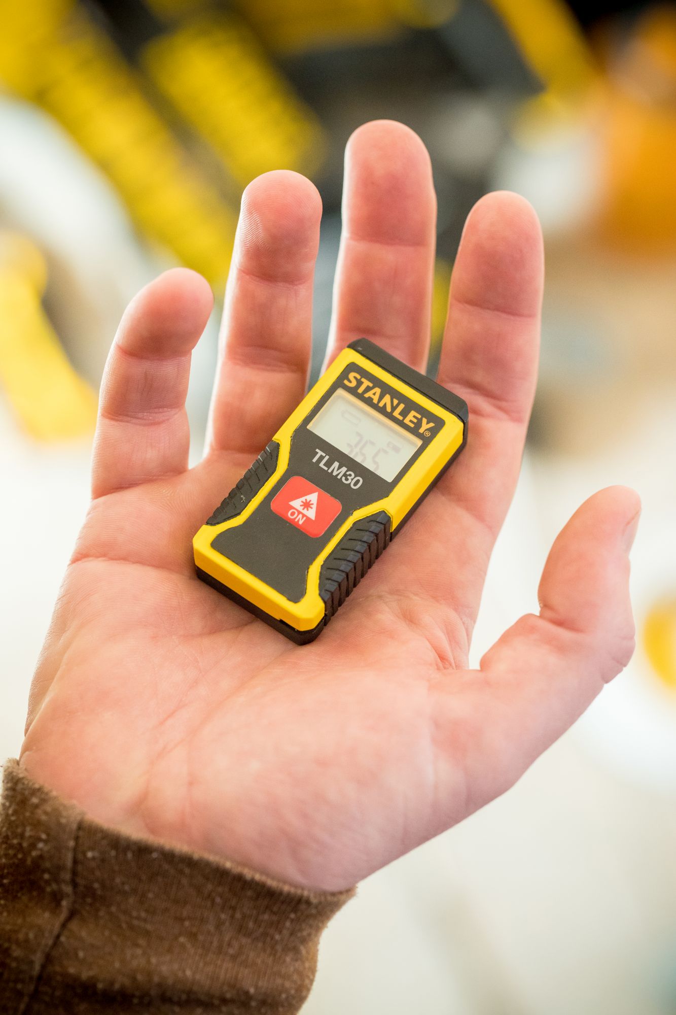 Medidor láser 9m de bolsillo. Solo distancia