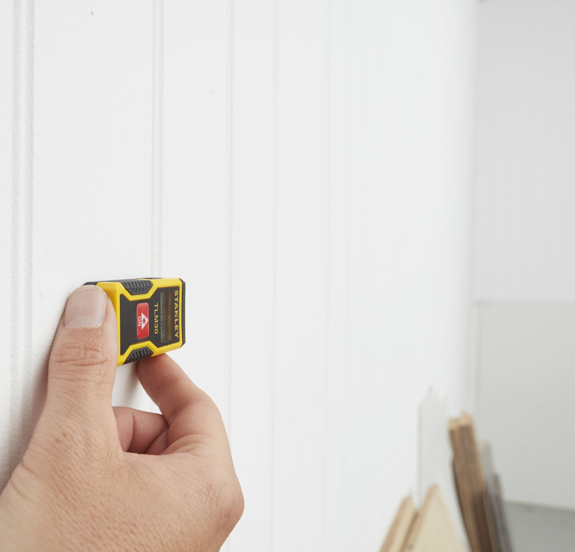 Medidor láser 9m de bolsillo. Solo distancia