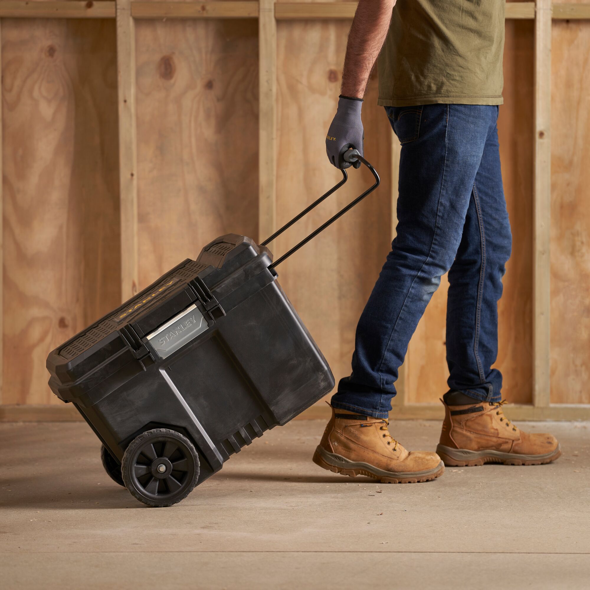 Arcón de transporte con autocierre 52L