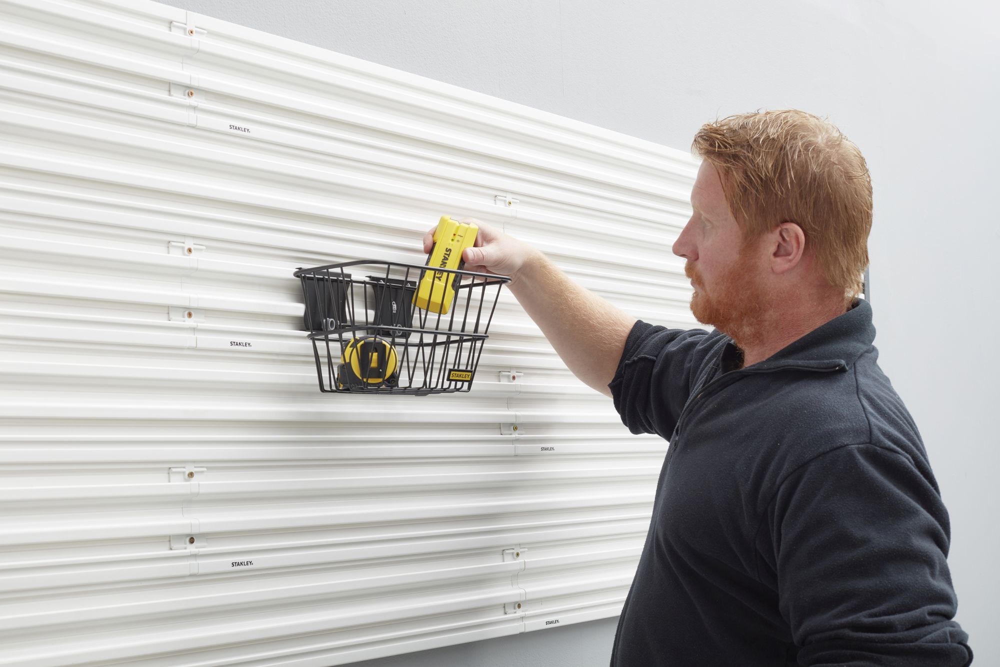 Cesta de metal TRACKWALL™