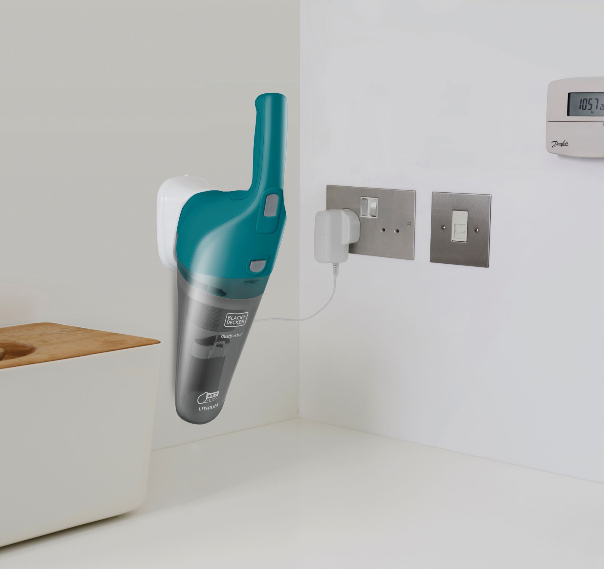 WDB215WA-QW - Aspirador de MaNo Líquidos & Sólidos 10.8Wh 7,2V