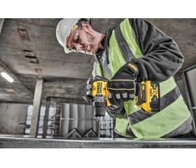 DCD800P2T-QW Taladro Atornillador compacto sin escobillas XR 18V Li-Ion 5Ah