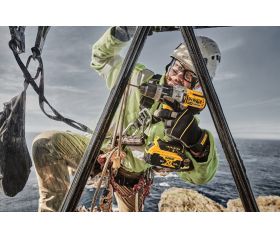 DCD996P3-QW Taladro Percutor sin escobillas XR 18V XRP