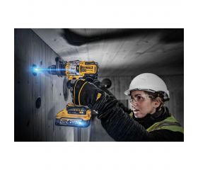 DCD999H2T-QW Taladro Percutor sin escobillas XR 18V XRP 13mm 112Nm