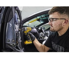 DCF601D2-QW Atornillador sin escobillas XR 12V Li-Ion 2Ah