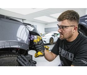 DCF801D2-QW Atornillador de Impacto sin escobillas XR 12V Li-Ion 2Ah