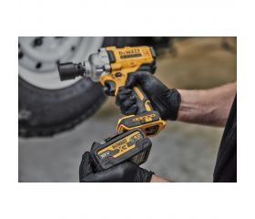 DCF891NT-XJ Llave Impacto sin escobillas XR 18V 1/2