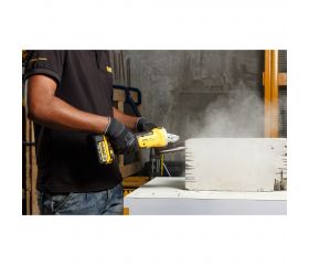 DCG405P2-QW - Mini-Amoladora sin escobillas 125mm XR 18V Li-Ion 5Ah con maletín TSTAK II