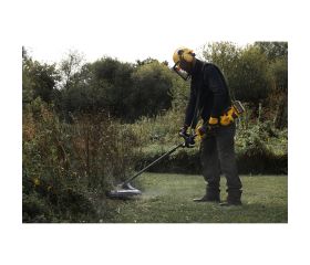 DCMASST1N-XJ - Cabezal Cortabordes para DCMAS5713