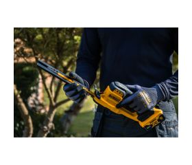 DCMHT520N-XJ - Cortasetos Compacto XR 18V 20cm 13mm sin cargador/batería