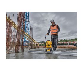 DCPS330N-XJ - Regla Vibradora POWERSHIFT sin cargador/batería