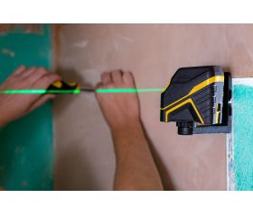 Nivel láser en cruz - VERDE. Pilas alcalinas