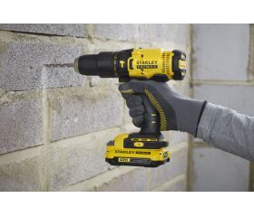 KIT V20 Li-Ion 18V: Taladro Percutor SFMC711, set de 50 piezas, 2 baterías Li-Ion 2Ah y bolsa