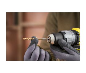 Taladro Percutor BRUSHLESS V20 Li-Ion 18V 80Nm. Incluye 2 baterías Li-Ion 2Ah, cargador 1.25A y maletín