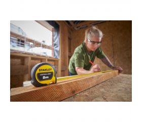 Flexómetro Control -Lock STANLEY® 8mx25mm