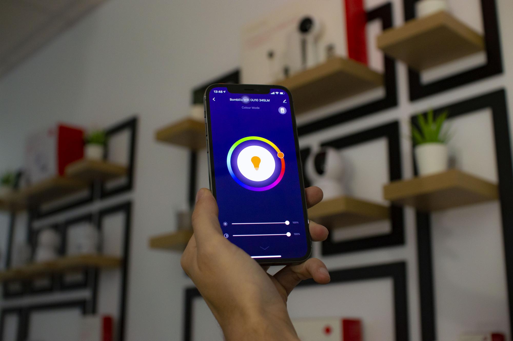 BOMBILLA WIFI A60 E27 CCT+RGB 806LM ENERGEEKS EG-A60BOMBW001