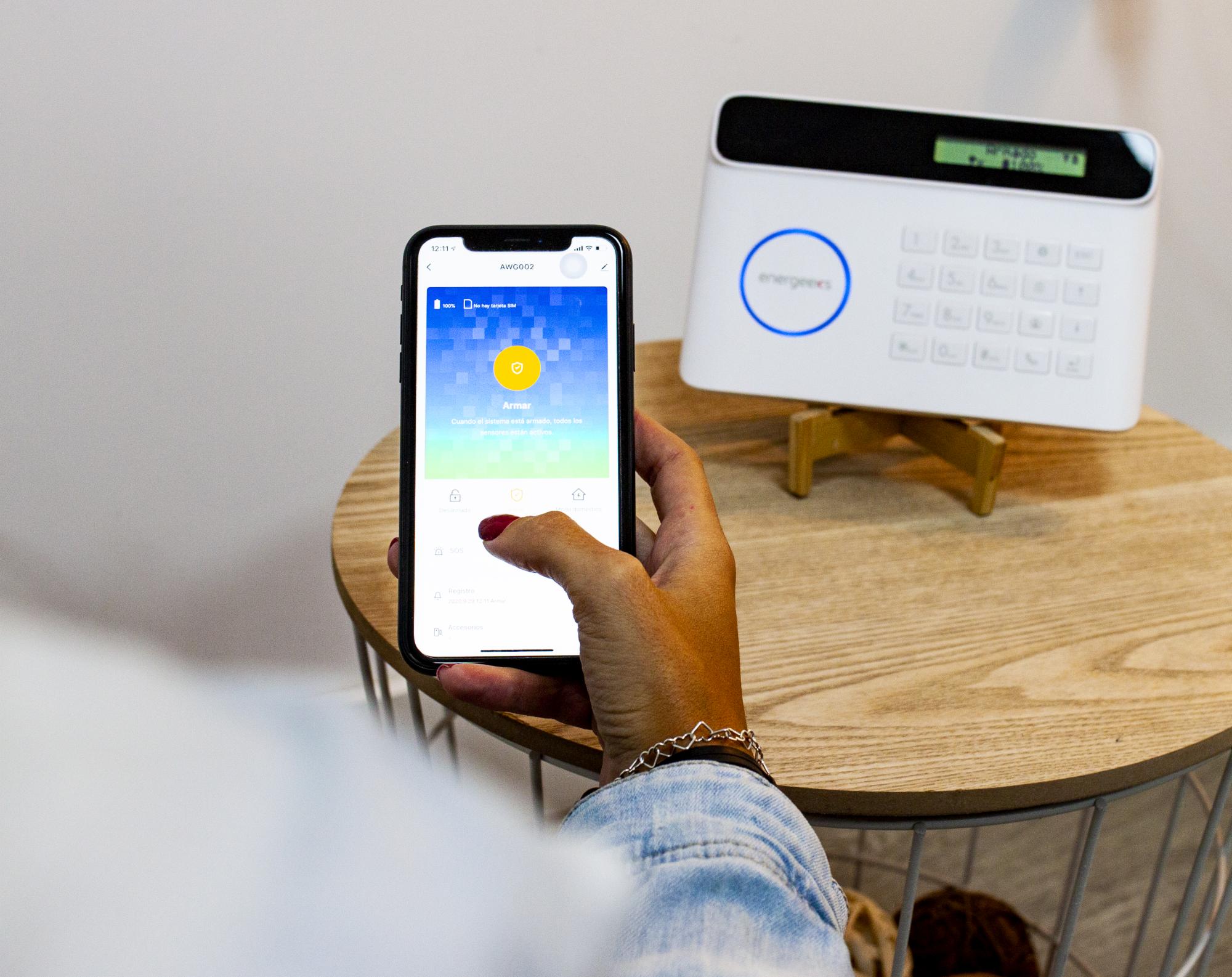 SISTEMA DE ALARMA WIFI/GSM 002 ENERGEEKS EG-AWG002