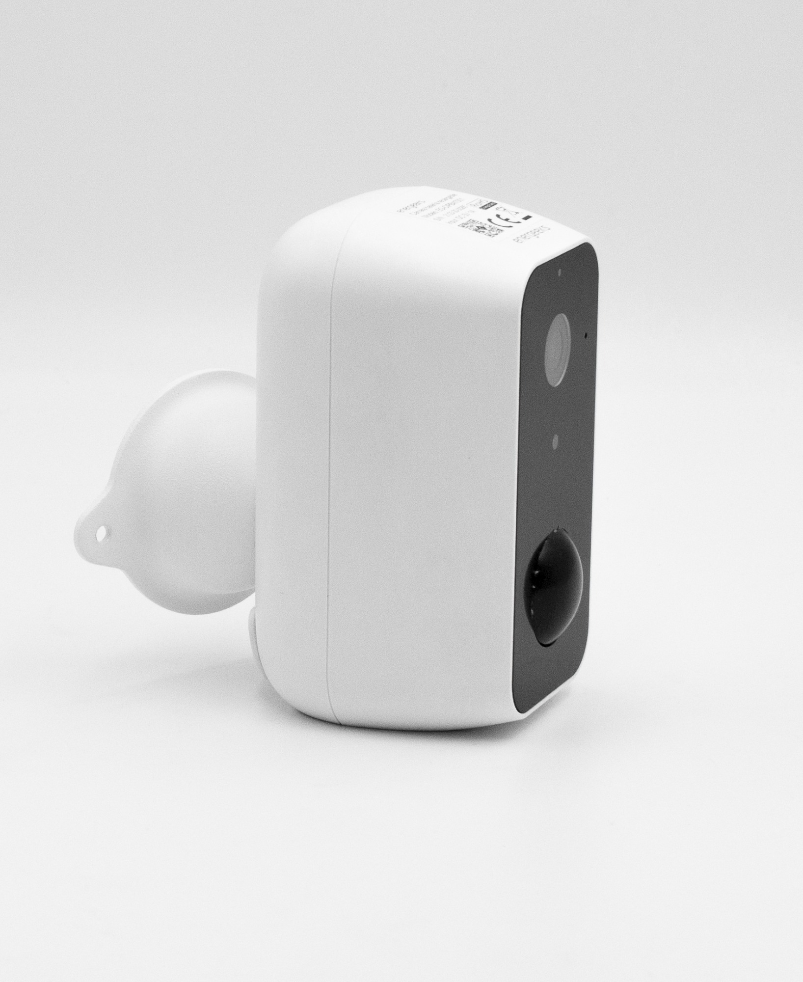 CÁMARA IP WIFI INTERIOR/ EXTERIOR CON BATERÍA ENERGEKS  RANGER