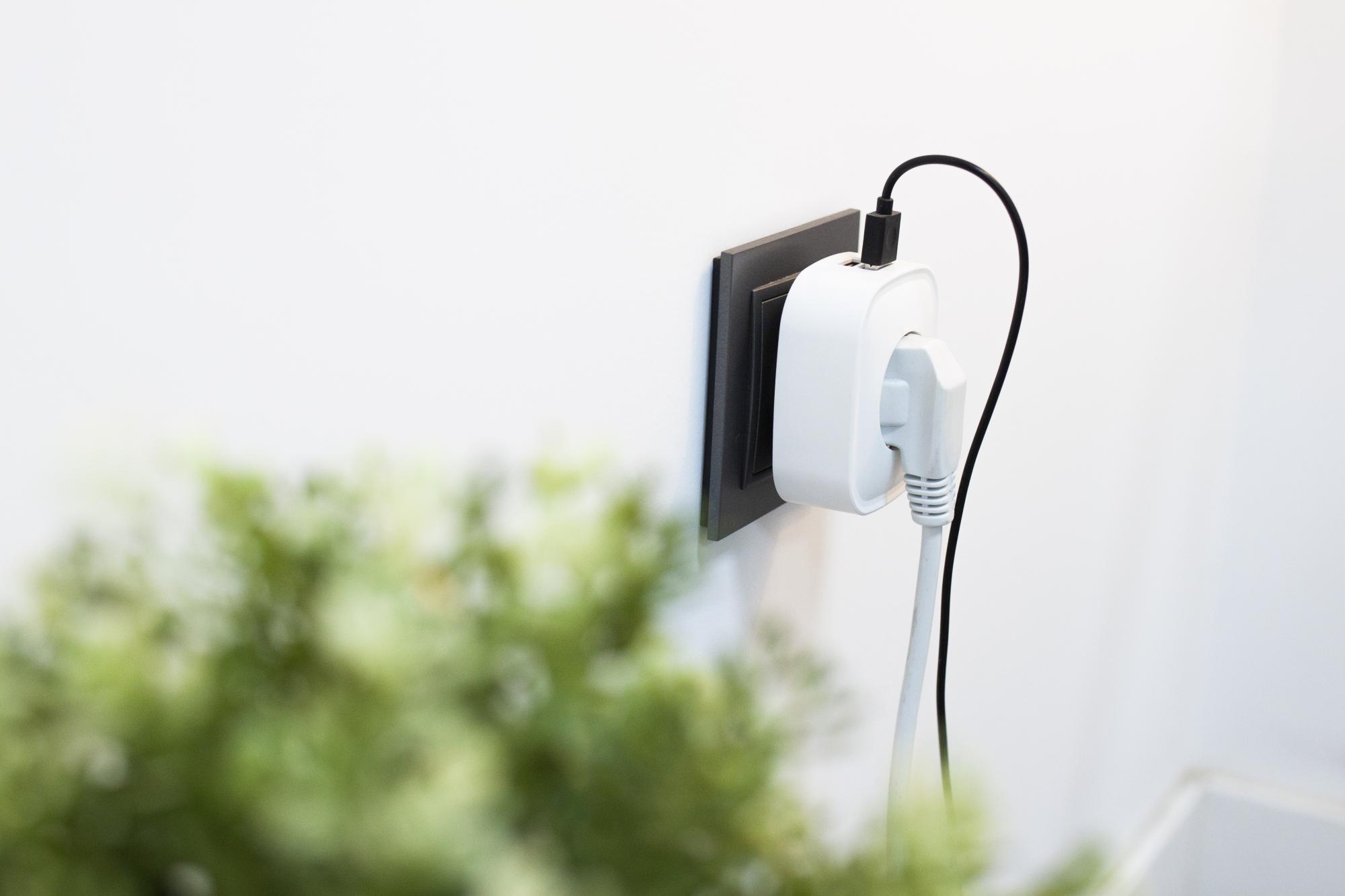 ENCHUFE WIFI C/MED CONSUM 2USB ENERGEEKS EG-EW005MC