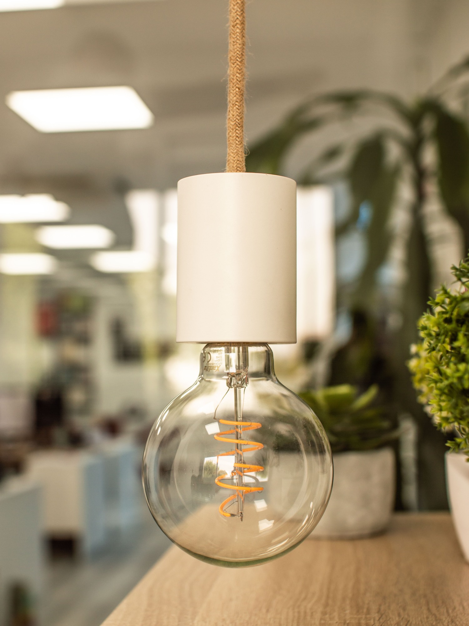 PENDEL METAL BLANCO LISO CUERDA ENERGEEKS EG-PENDEL008