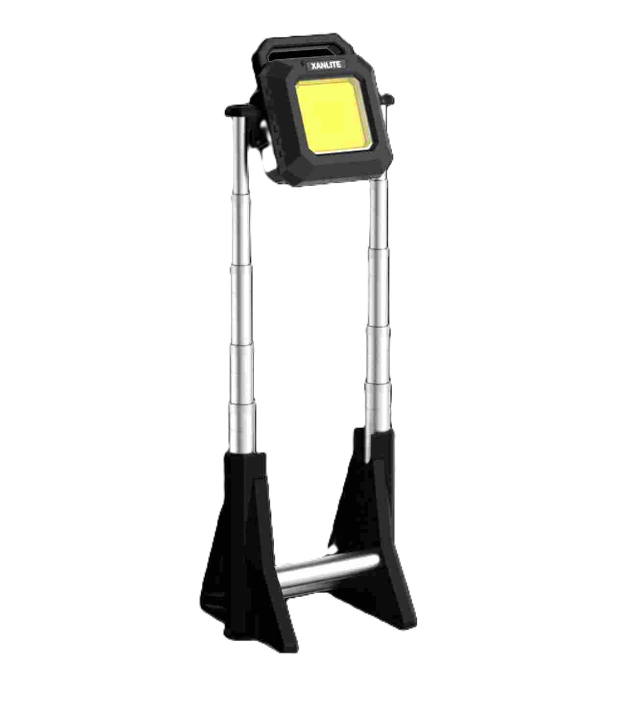 REFLECTOR COB RECARG TELESCÓPICO 3000LM XANLITE EG-PRTL2500R