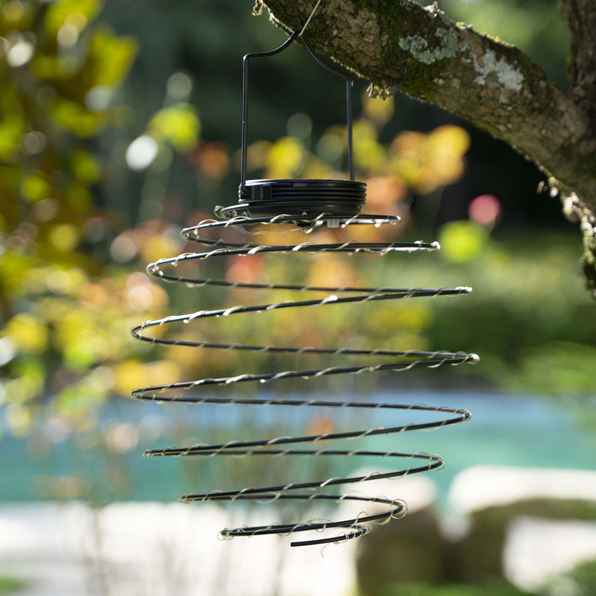 EXTERIOR SOLAR LED ESPIRAL NEGRA 22C 3000K XANLITE EG-SOLASN