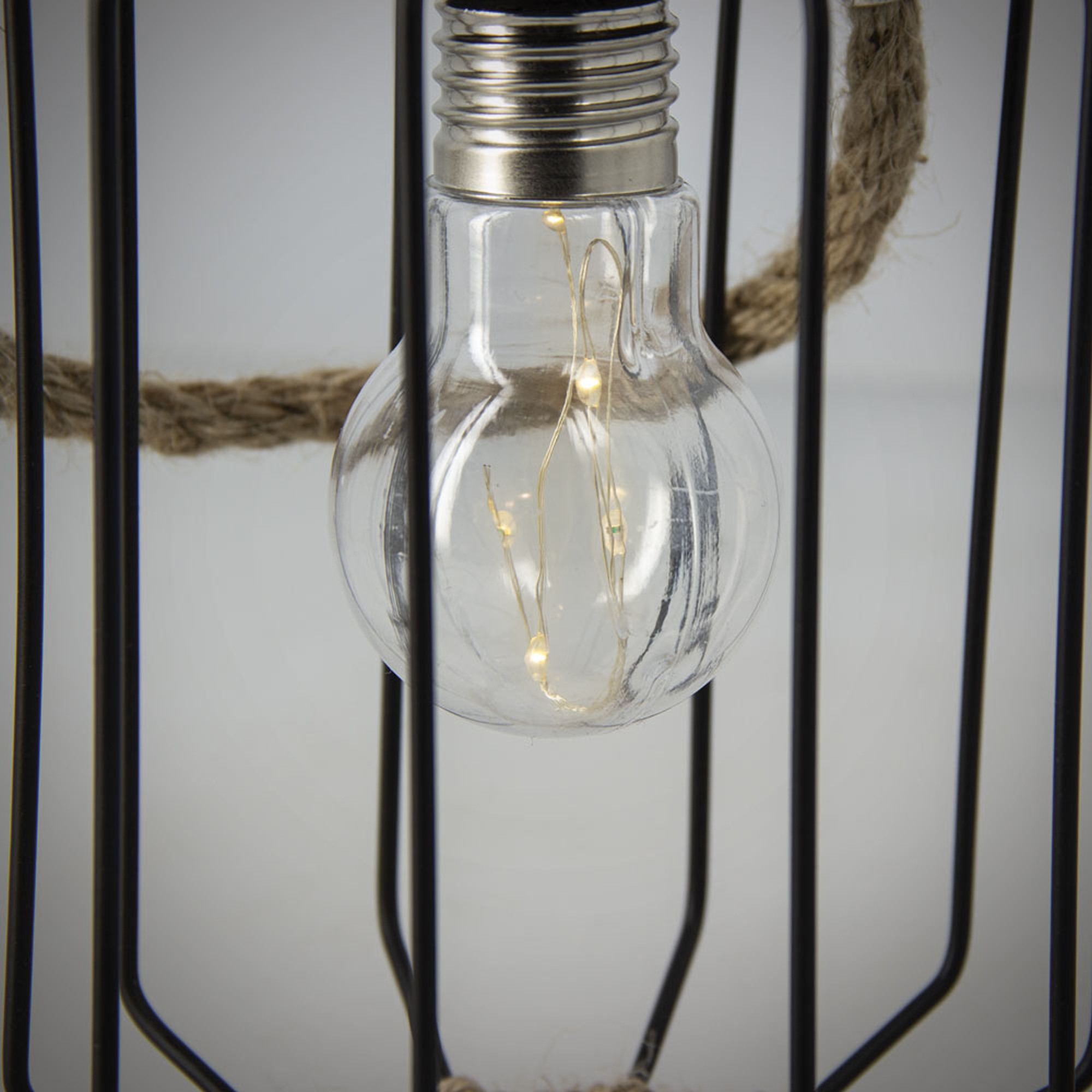 EXTERIOR SOLAR LED IP44 AUTON 8H XANLITE EG-SORETRO4