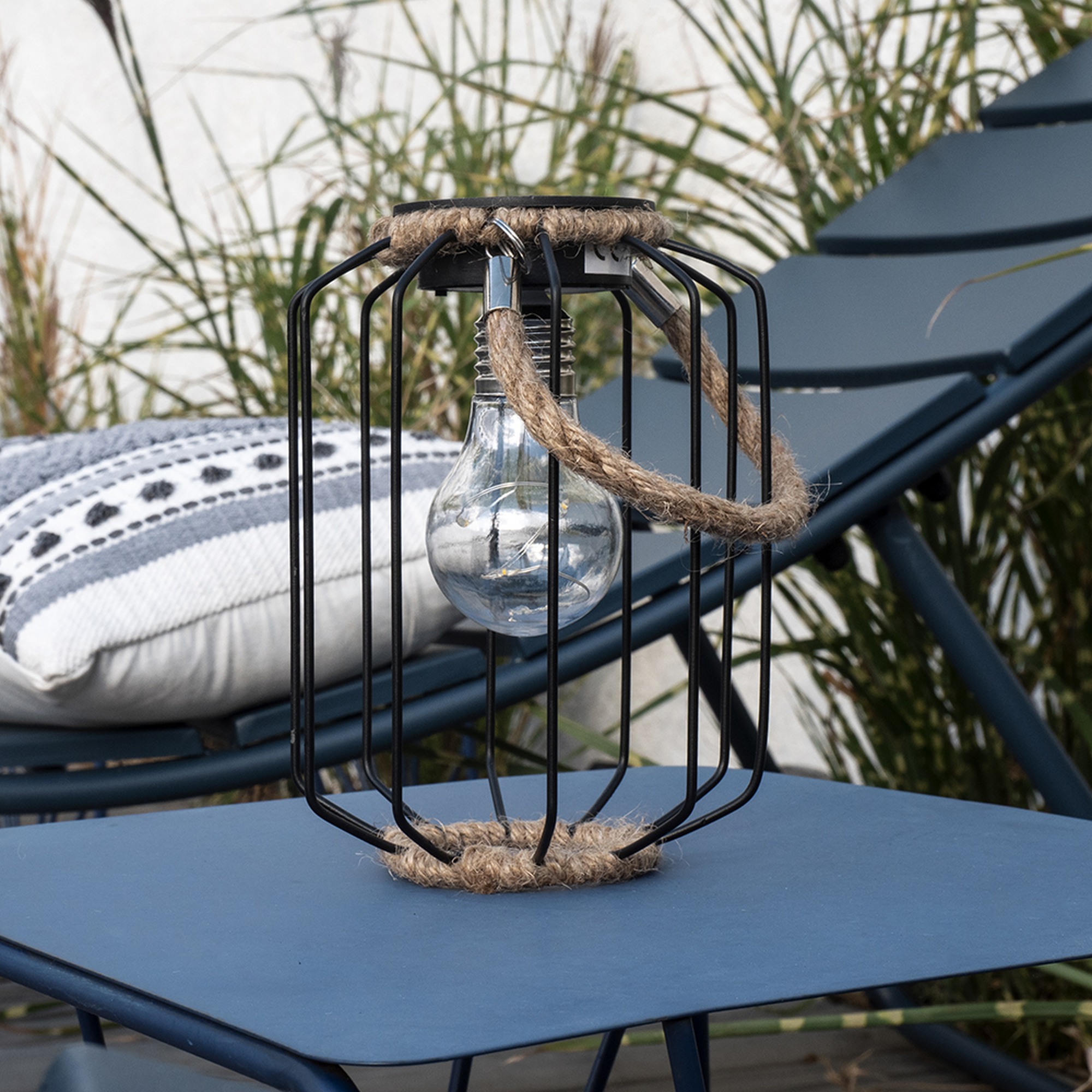 EXTERIOR SOLAR LED IP44 AUTON 8H XANLITE EG-SORETRO4