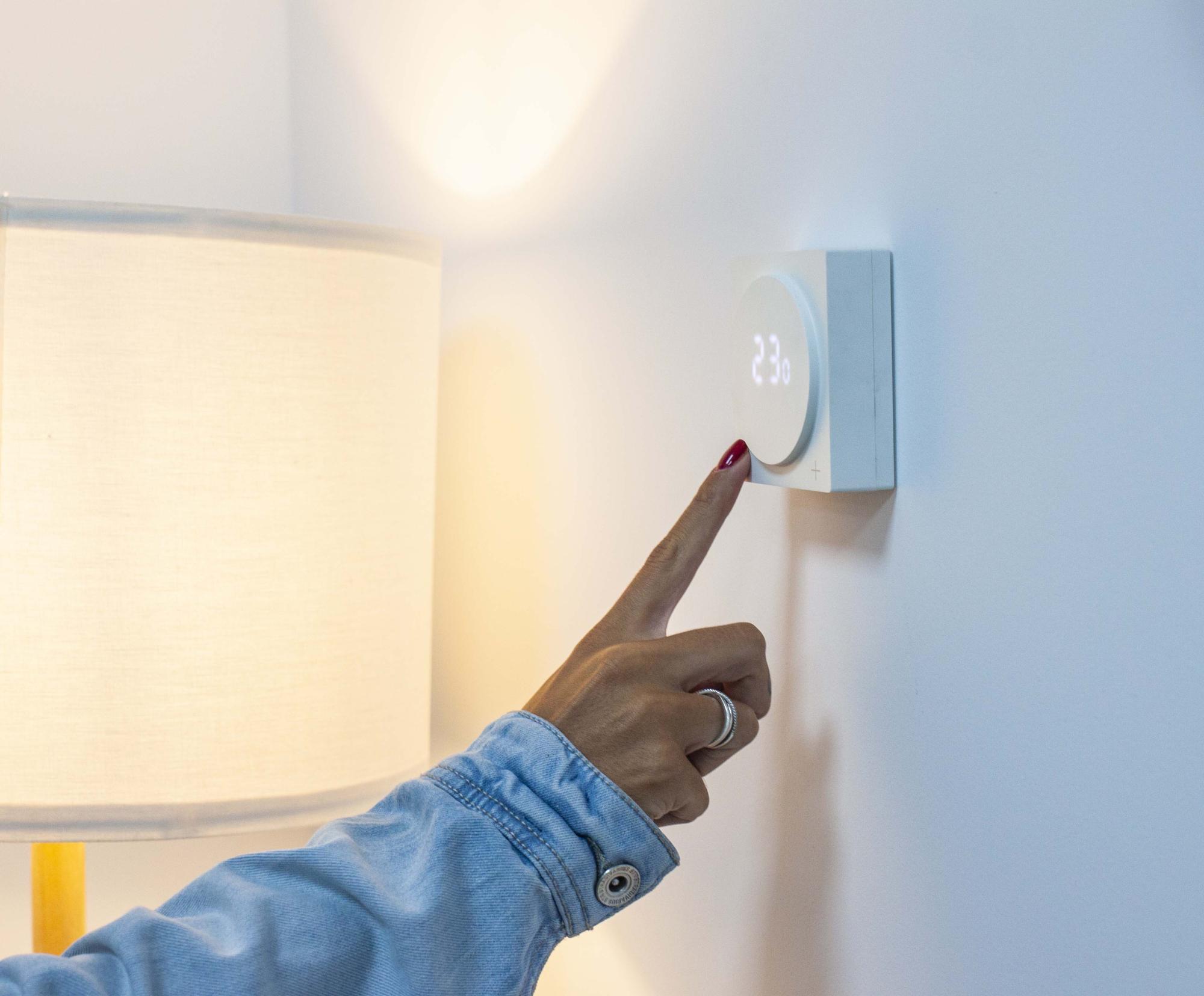 TERMOSTATO WIFI INTELIGENTE ENERGEEKS EG-TERM001