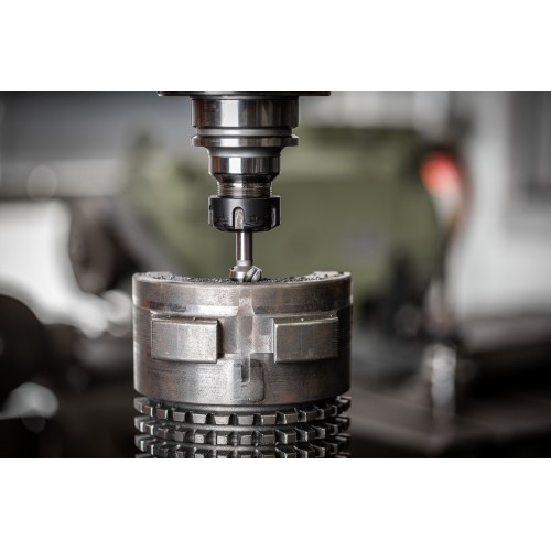 Avellanador y avellanador cónico HSS UGT 90° Ø 12,4 mm, mango Ø 8 mm DIN 335 C con distribución irregular