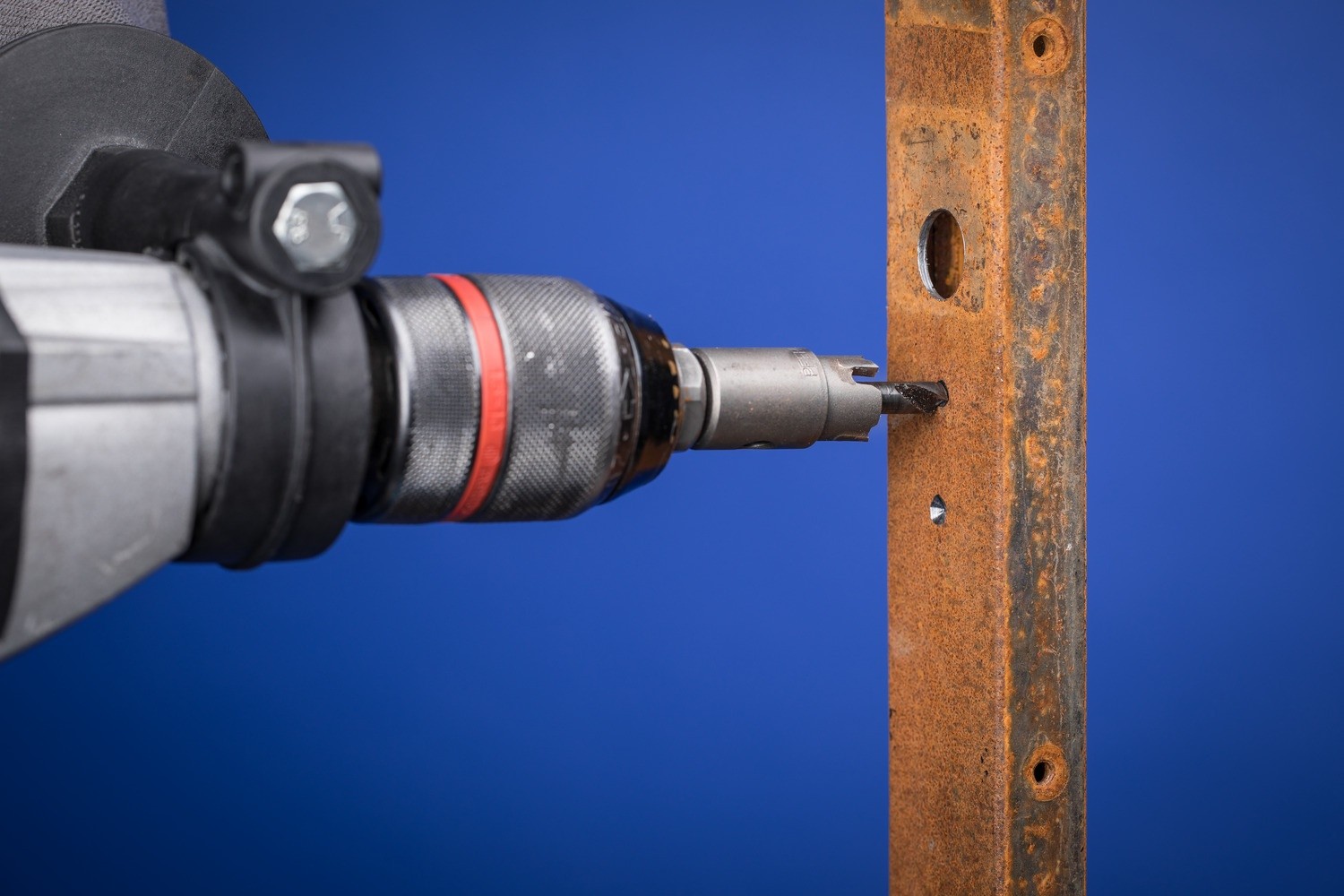 Corona/corona de metal duro Ø 20x8 mm, mango Ø 7 mm, profundidad de corte 4 mm, universal