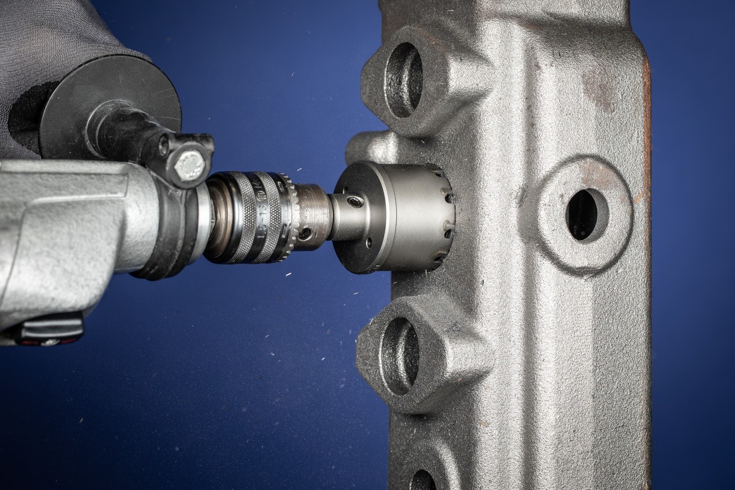 Corona/corona de metal duro Ø 52x35 mm, mango Ø 10 mm, profundidad de corte 32 mm, universal