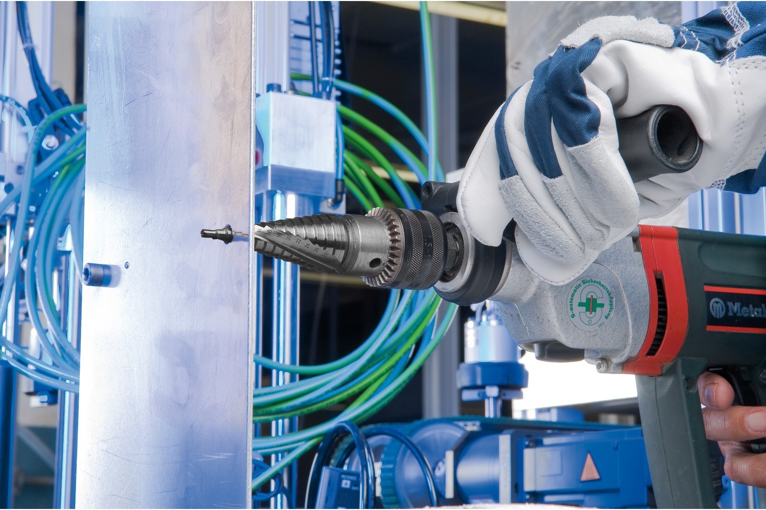 Broca escalonada HSS 14 etapas de perforación Ø 4-30 mm vástago triangular Ø 10 mm revestimiento HICOAT