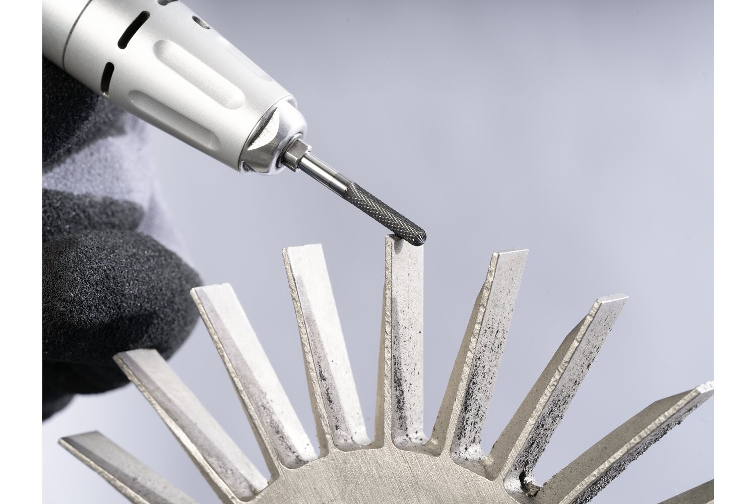 Fresa de metal duro de alto rendimiento MICRO forma redonda cilíndrica WRC Ø3x13mm, mango Ø3mm, recubrimiento HICOAT, para mecanizado fino