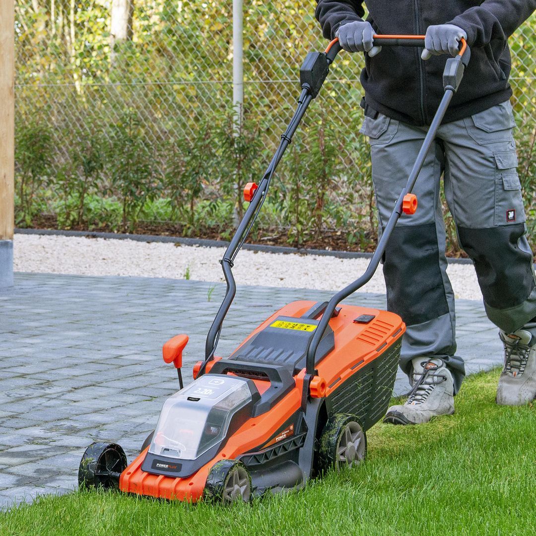 POWDPG75561 Cortacésped sin cepillos 20V Ø 340mm - excl. batería y cargador