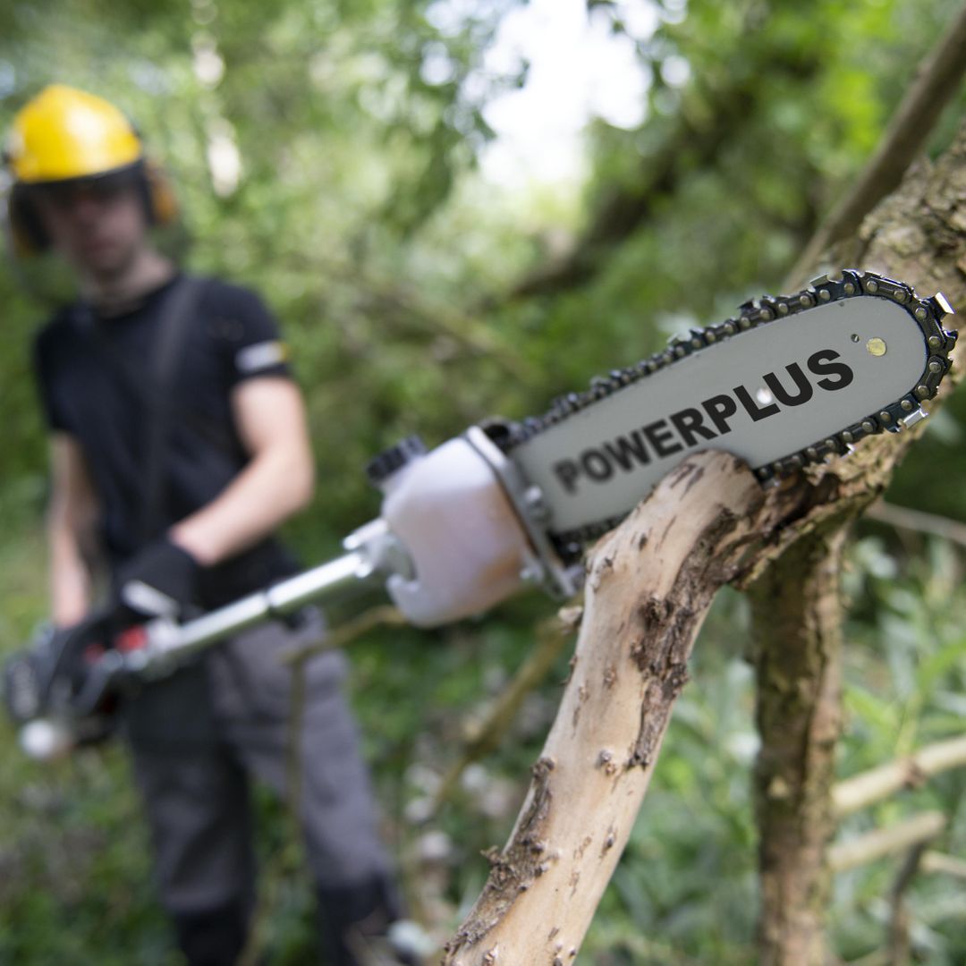 POWEG8050 Multiherramienta de jardín  4-en-1 42.7cc - 3 acc.