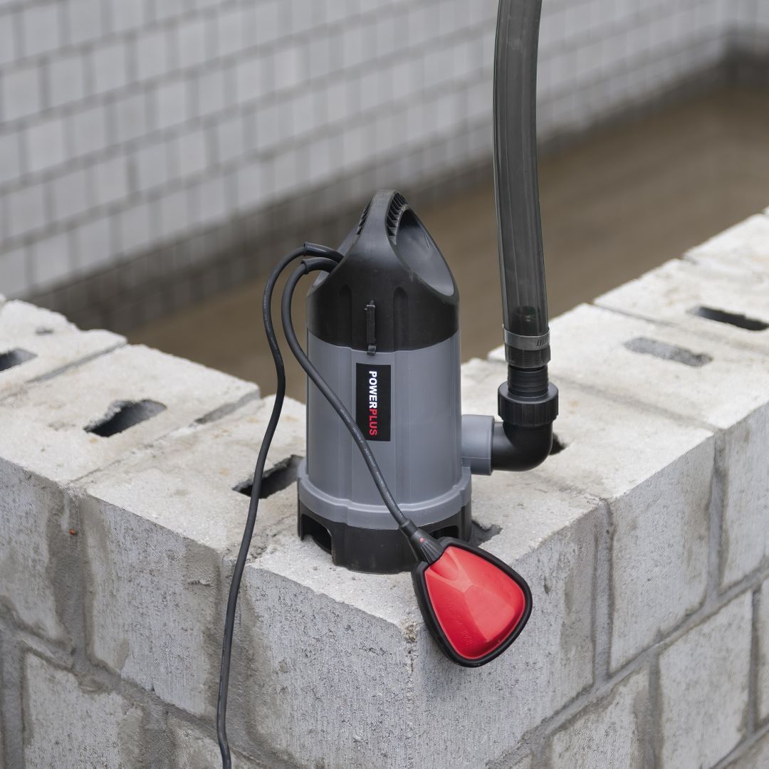 POWEW67904 Bomba sumergible 400w. agua sucia.