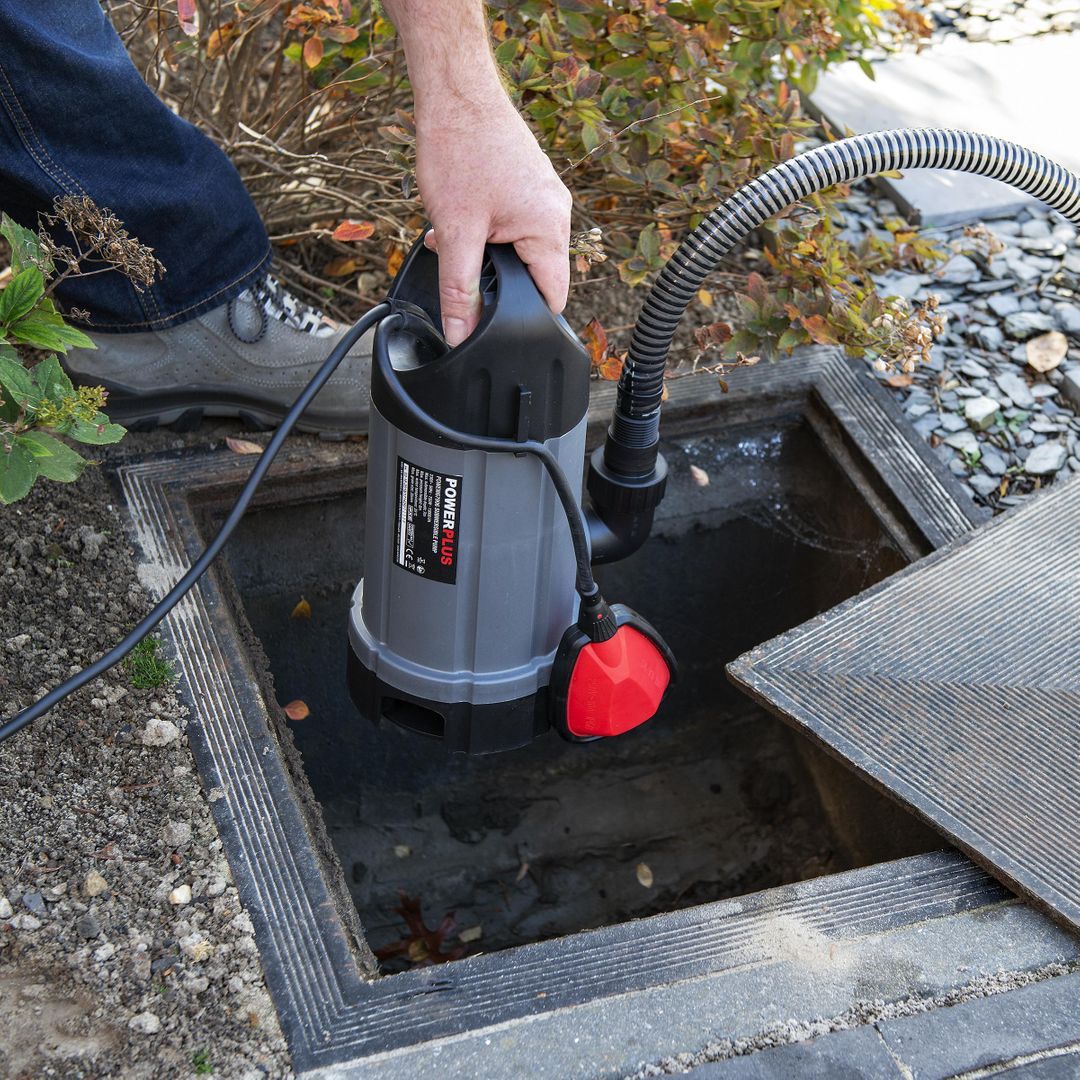 POWEW67906 Bomba sumergible 750w. agua sucia.