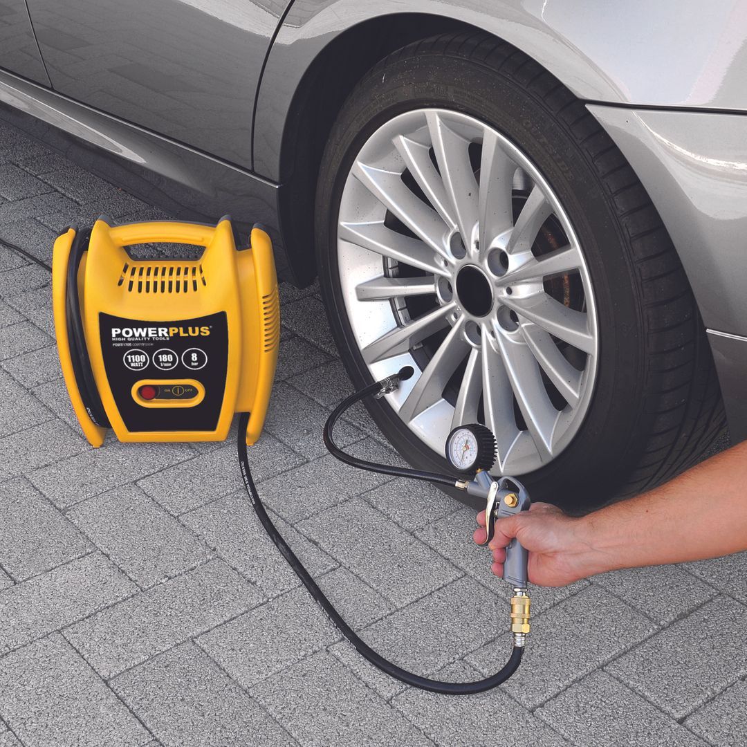 POWX1705 Compresor oil free 1100W - 3 acc.