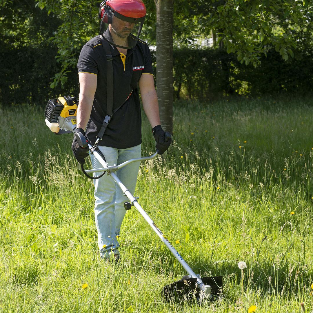 POWXG30410 Desbrozadora 32,5cc - 2 acc.