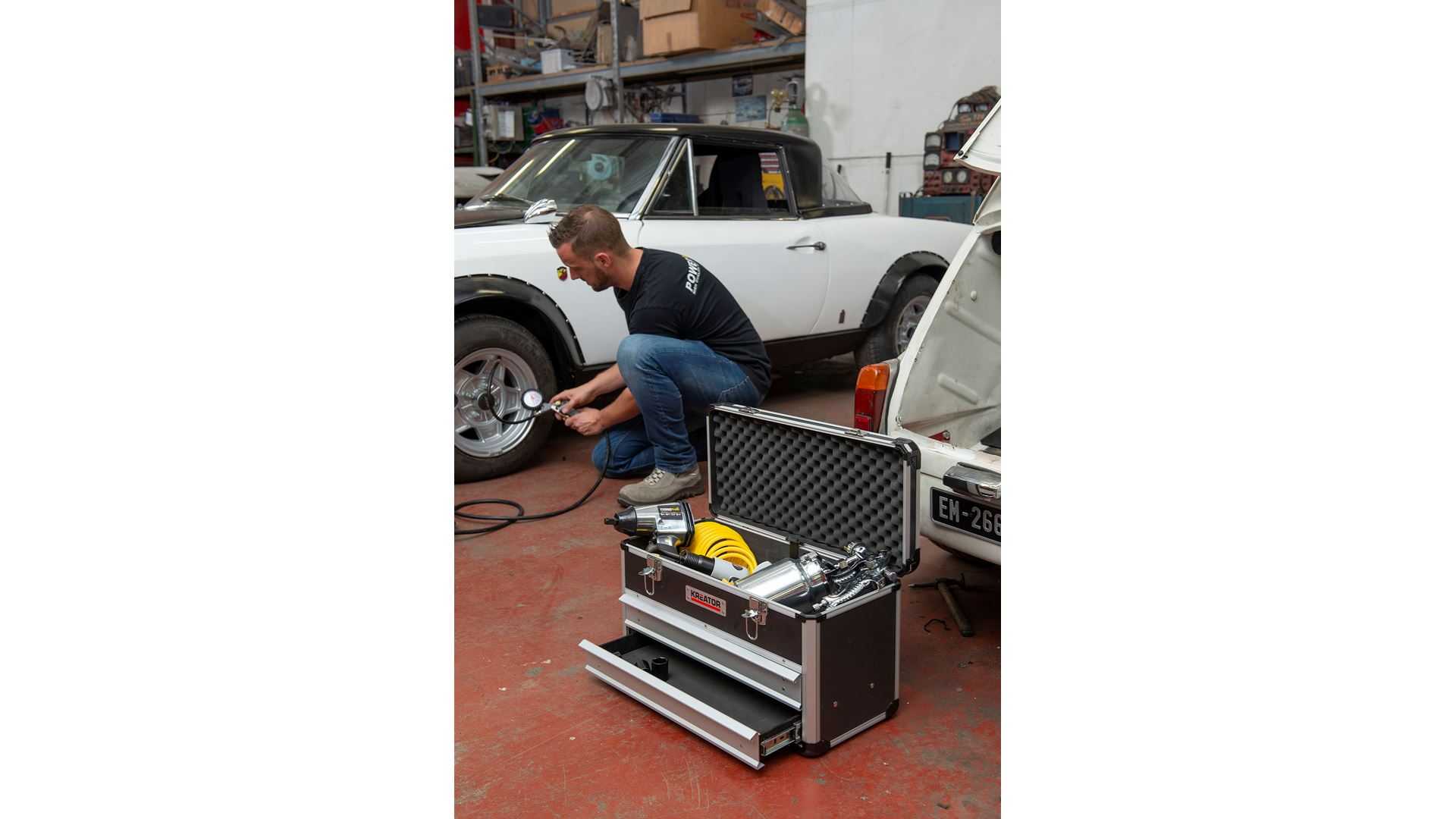 KRT640602B Maleta de aluminio con cajón 523x305x240mm 2 cajones